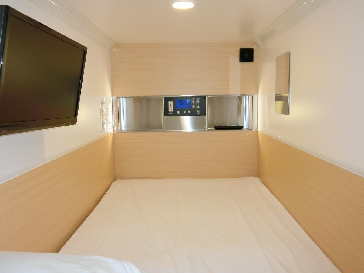 Capsule Hotel Valie Ebisucho Ōsaka Exterior foto